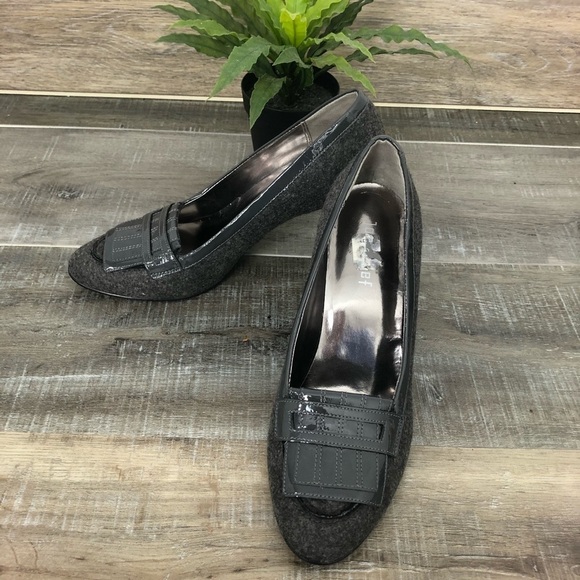 Jon Josef Gray Fabric Patent Leather Dress Pumps Size 8.5 - Picture 3 of 10